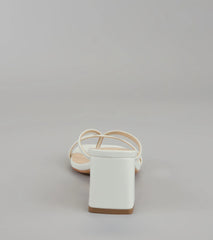 Can't Talk, Busy Strutting Block Heel Mules