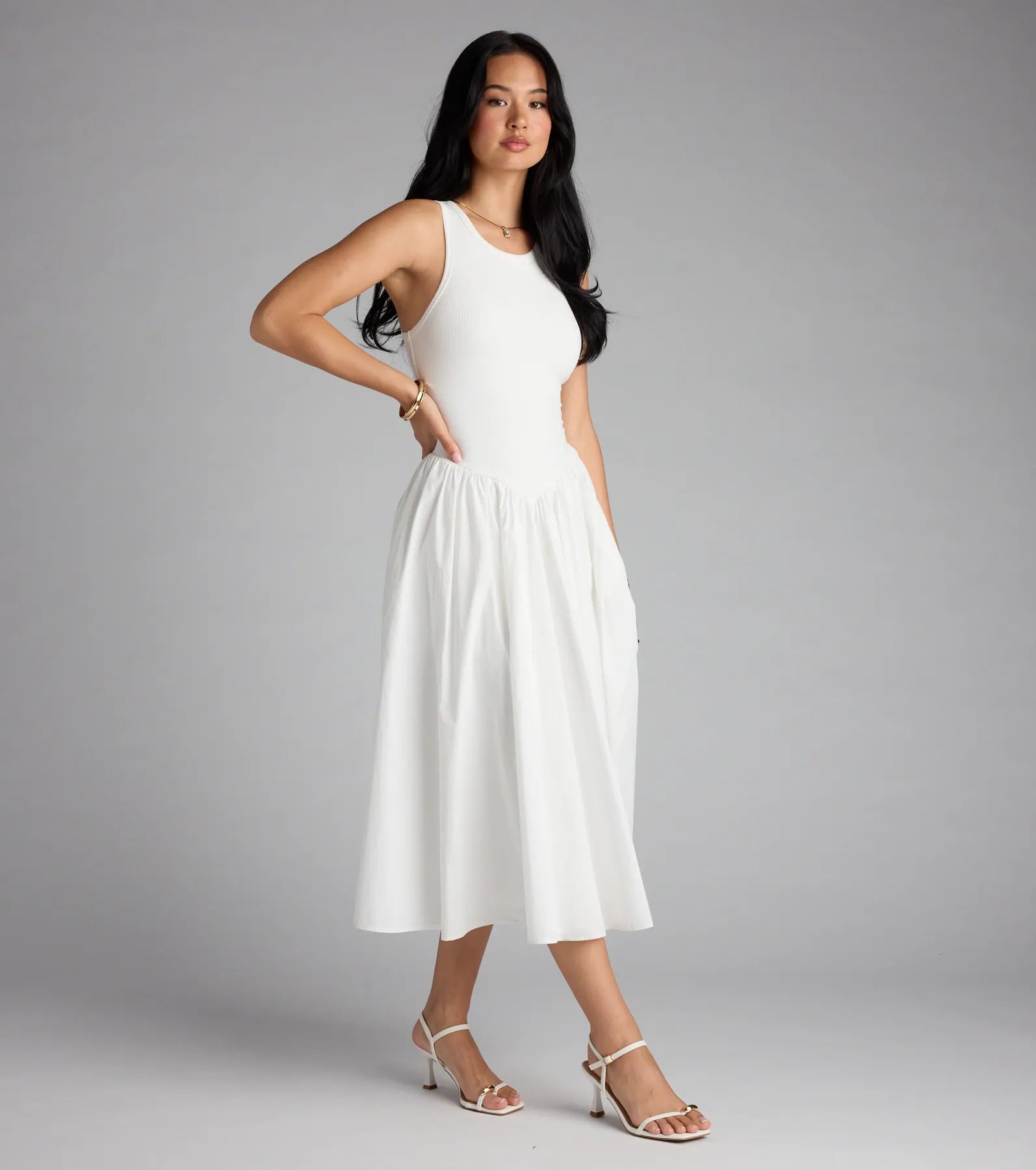 Romantic Sunny Days Crew Neck Poplin Midi Dress