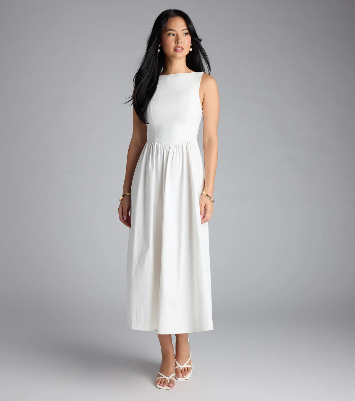 Weekend Chic Sleeveless Midi Dress