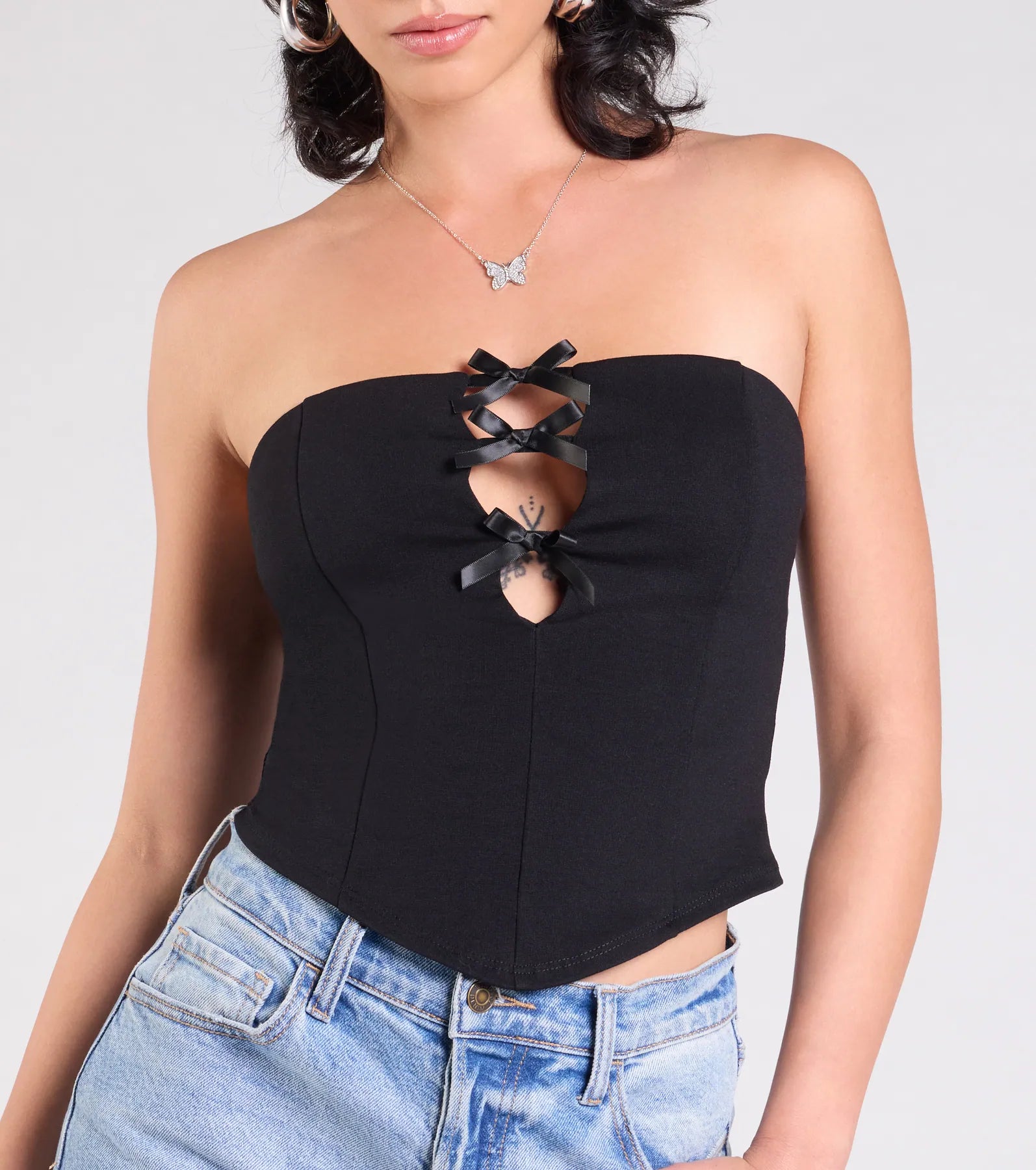 Lookin' Cute Bow-Trim Cutout Top