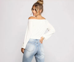 She's A Stunner Off The Shoulder Crop Top