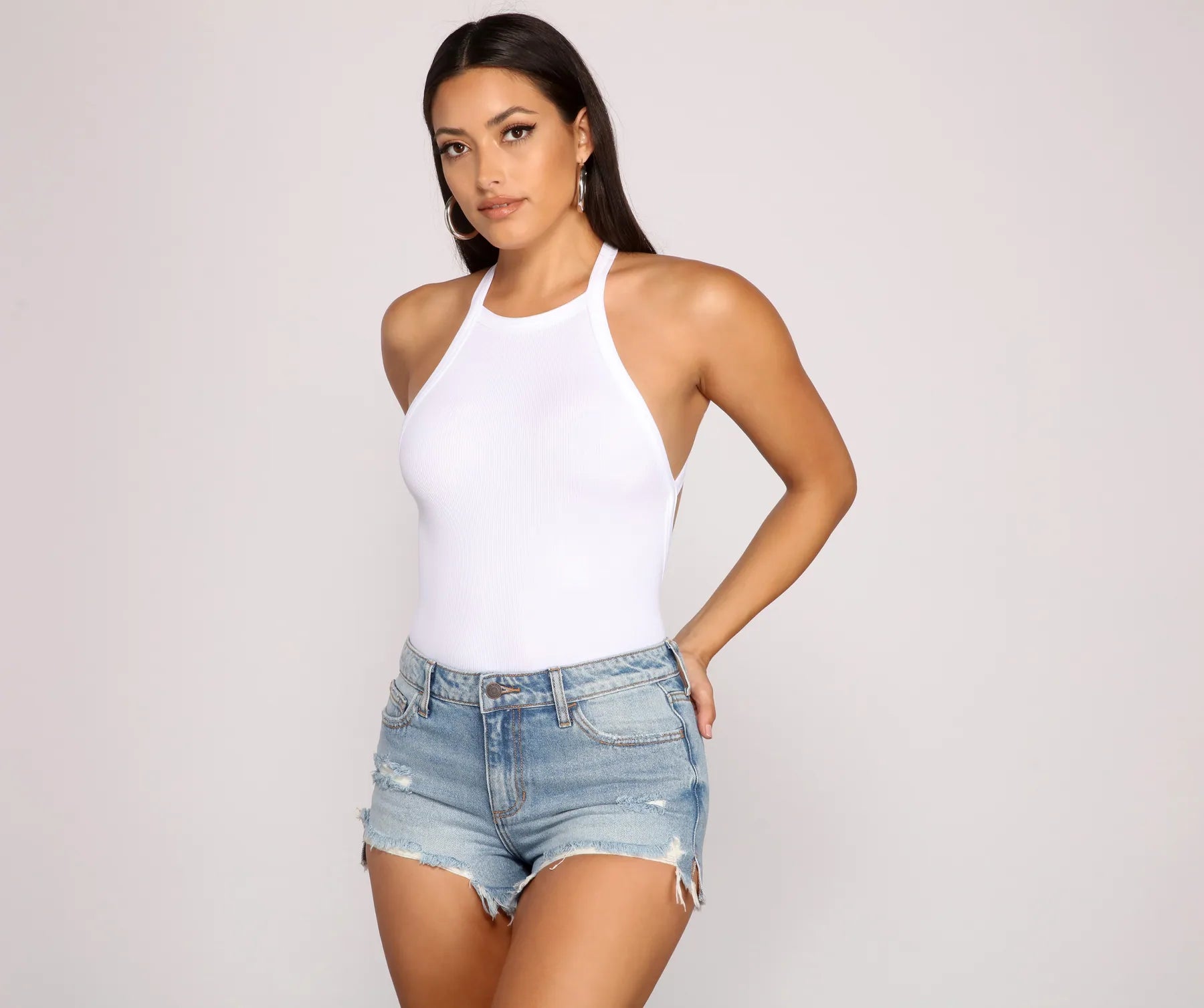 Chic And Seamless Sleeveless Bodysuit
