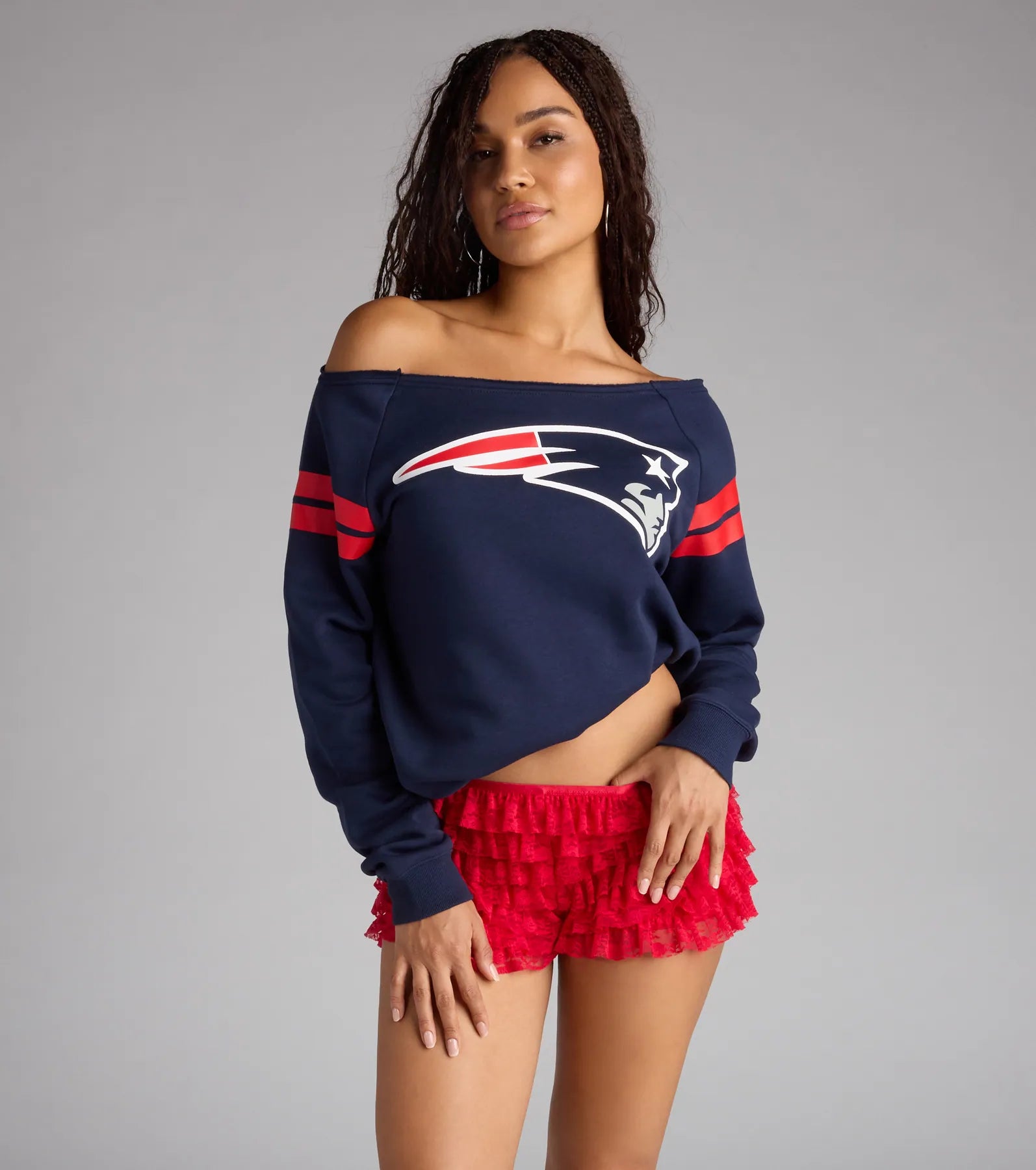 Ultra Game NFL New England Patriots Pull-Over Top