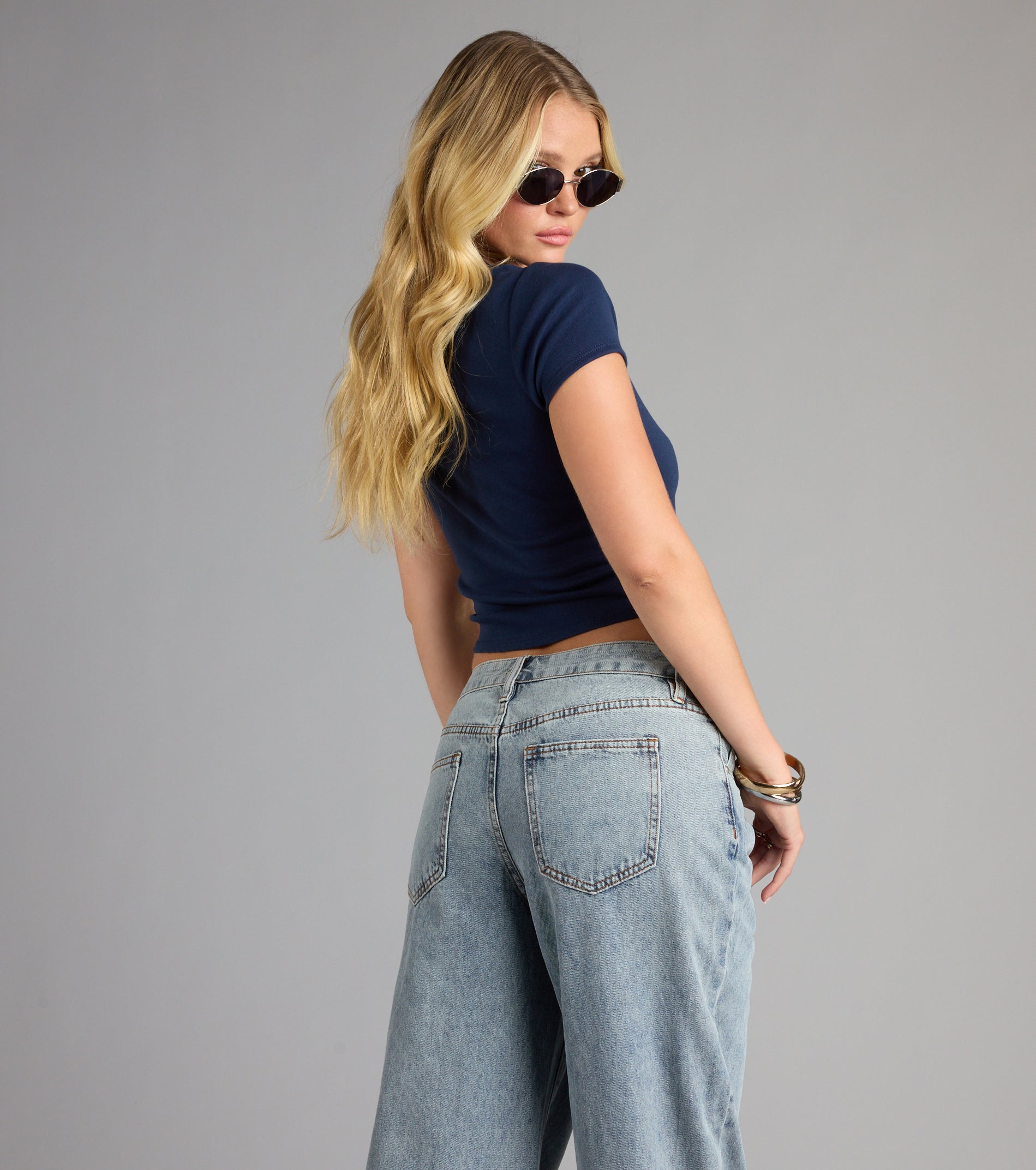 Feeling 23 Crop Graphic Tee