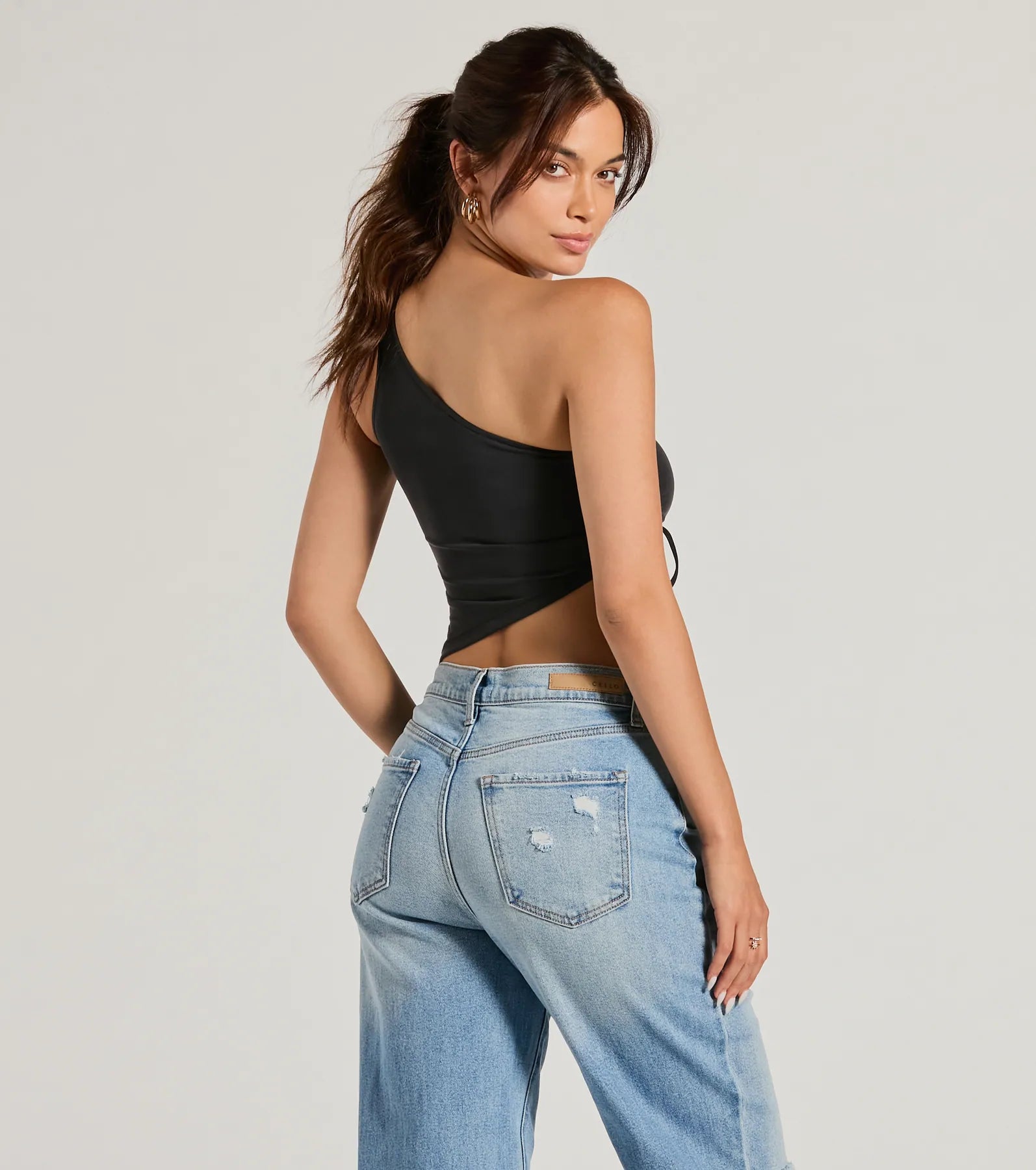 Mentionable Flirt One-Shoulder Asymmetrical Crop Top
