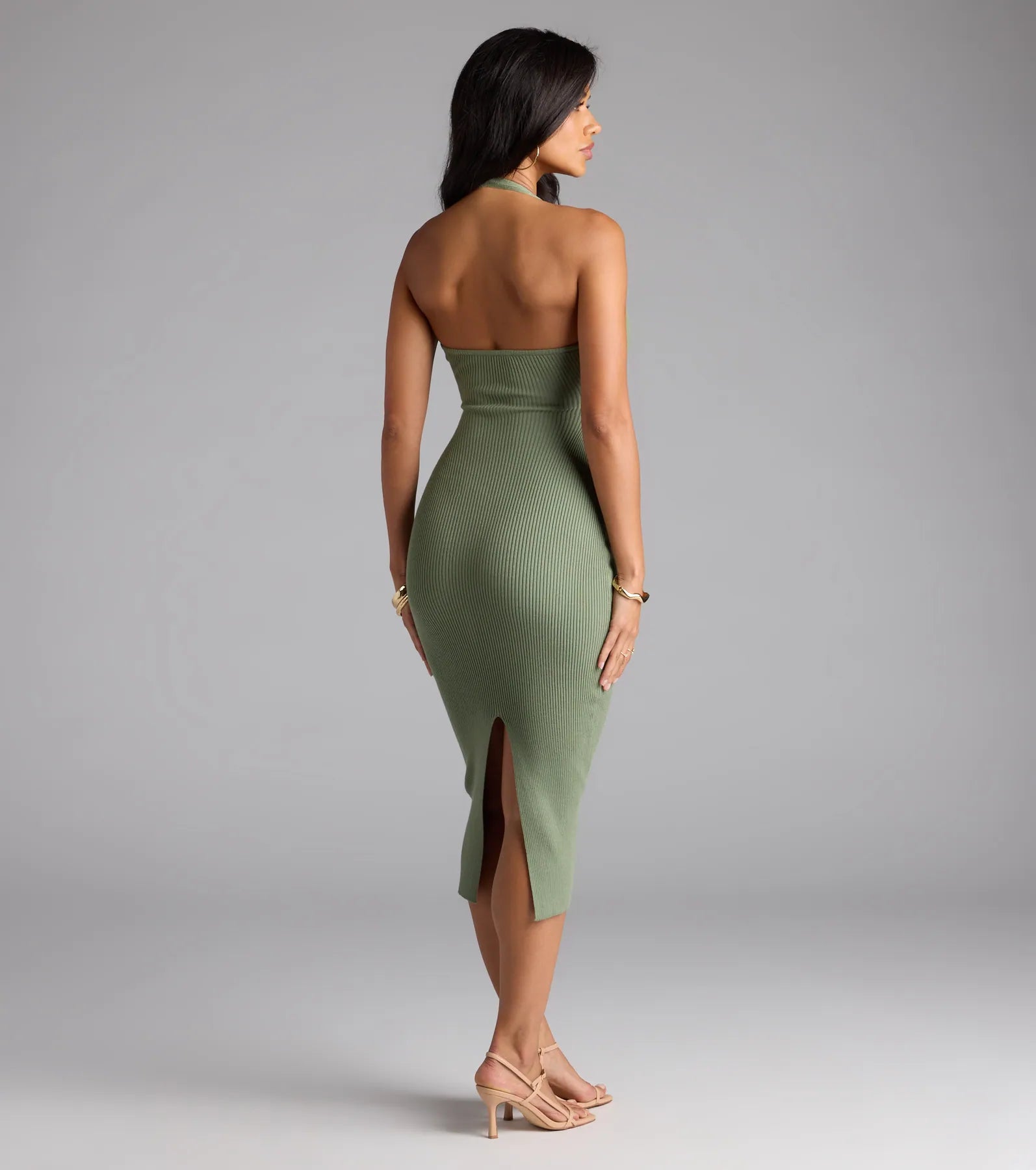 Curve Avenue Halter V-Neck Bodycon Midi Dress