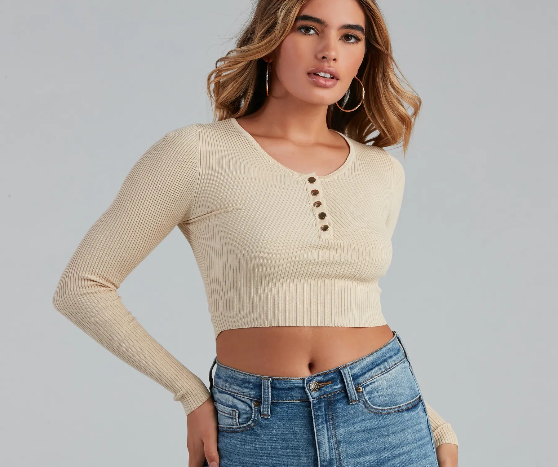 Chic Basic Button-Detail Crop Top