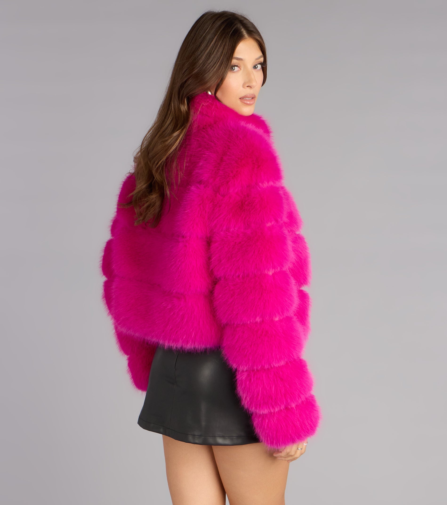 Frost Mode Faux Fur Crop Jacket