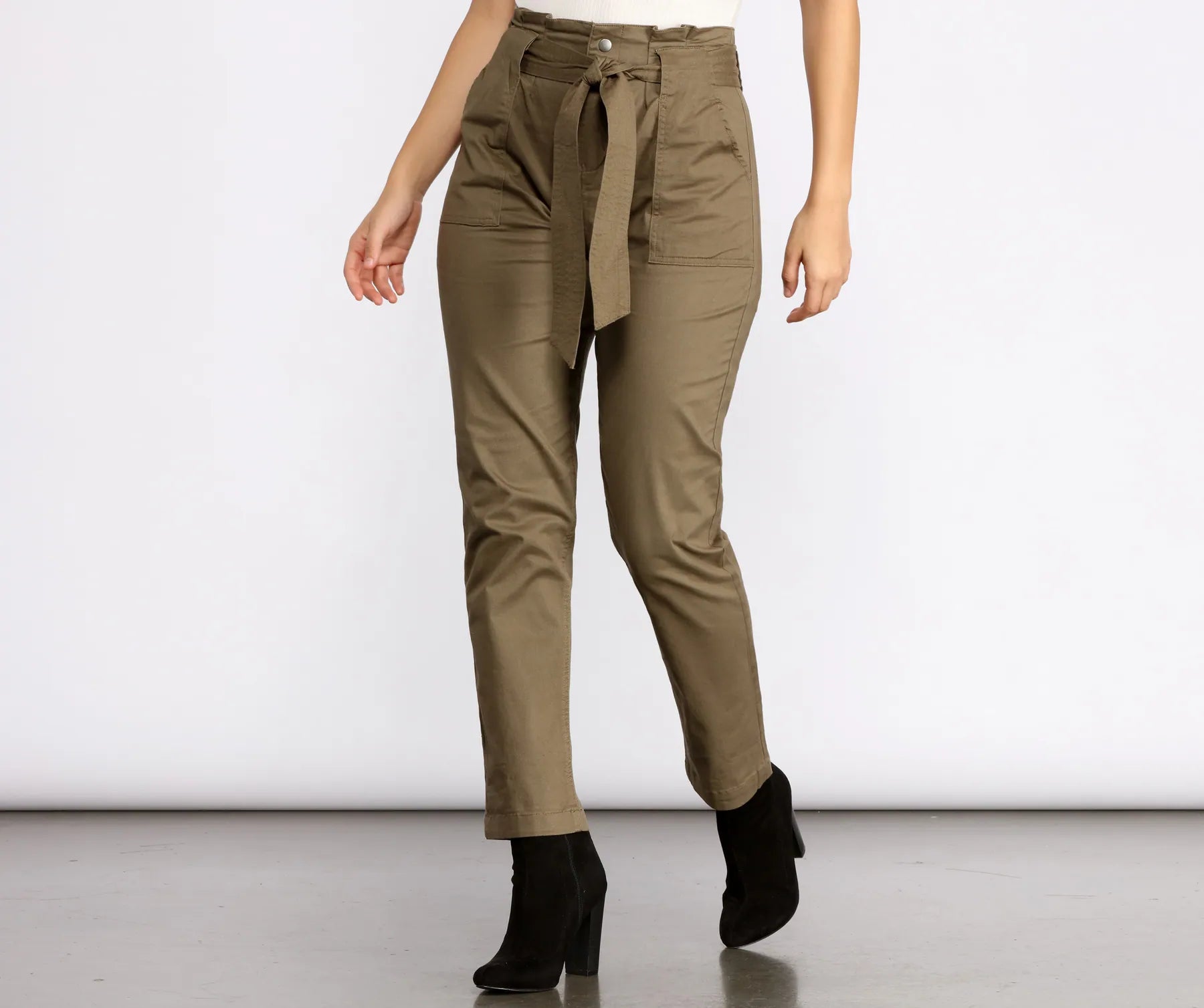 Belted and Chic Paperbag Pants