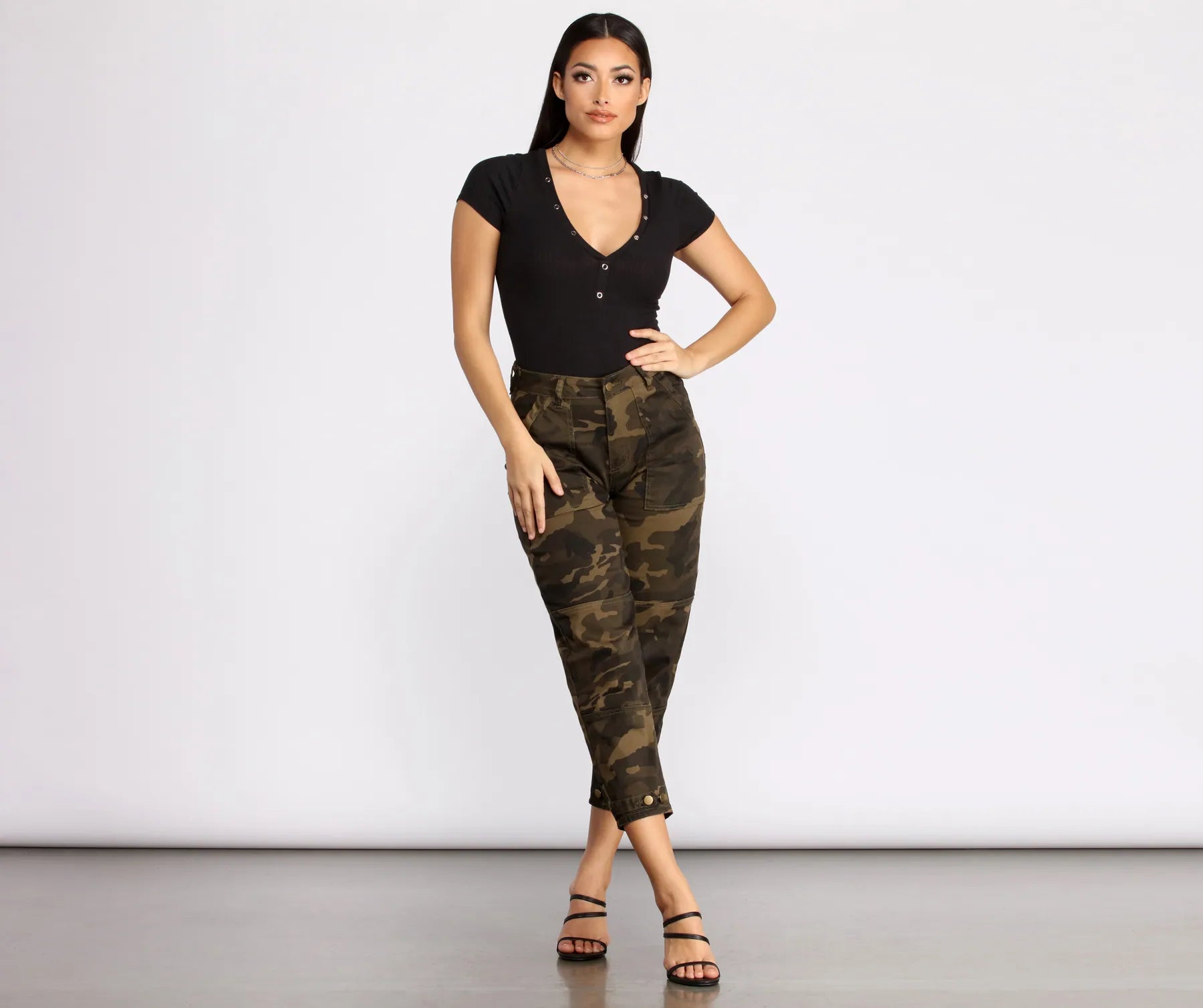 High Rise Relaxed Fit Tapered Pants