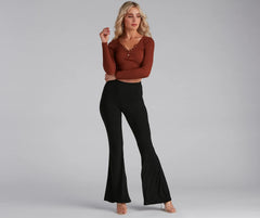 Trendsetting Babe Flared Pants
