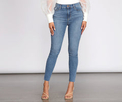 Back to Basics High Waist Jeans