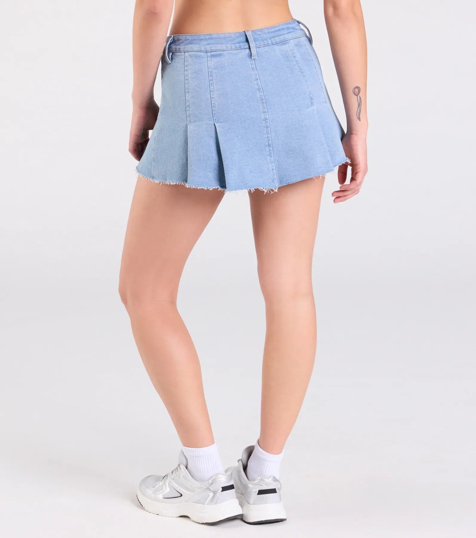 Talk About Me Mid-Rise Pleated Denim Skort