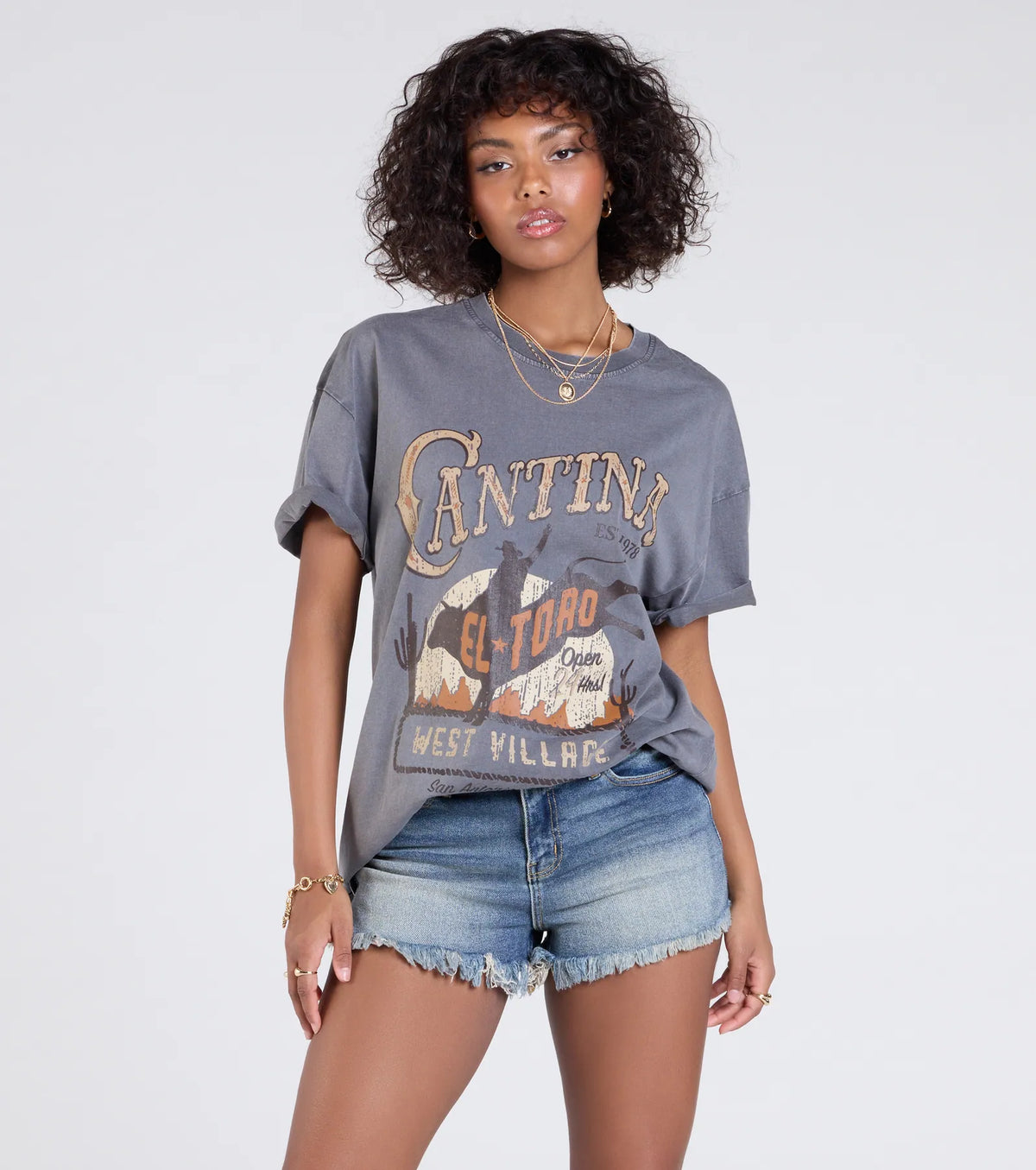 Easygoing Mid-Rise Frayed Denim Shorts