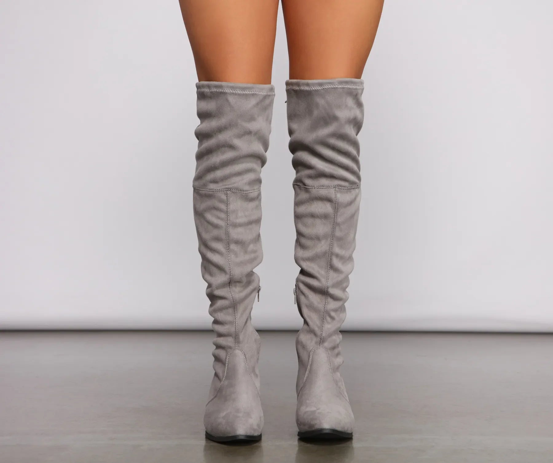 Stylish Must-Have Over The Knee Block Heel Boots