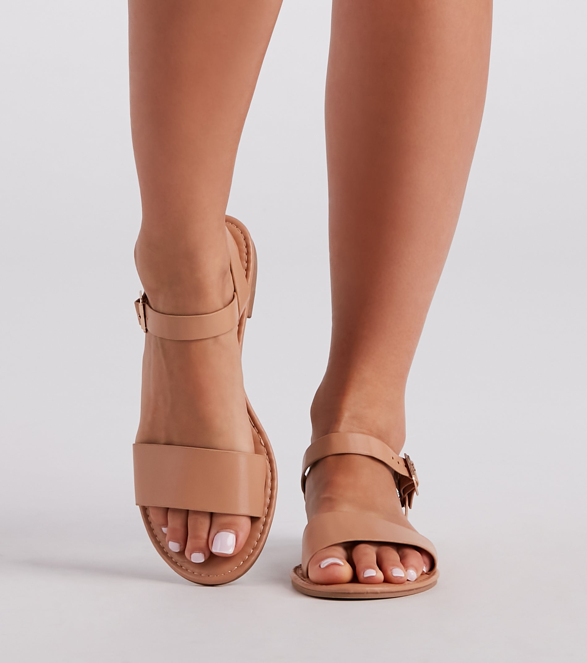 Weekend Mode Basic Strap Sandals