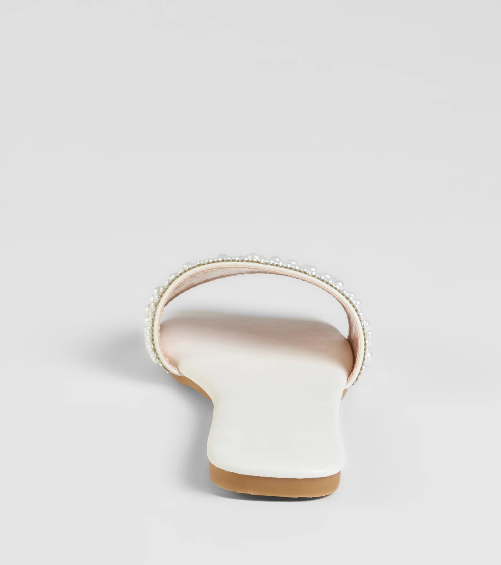 Ever So Chic Rhinestone Pearl Sandals