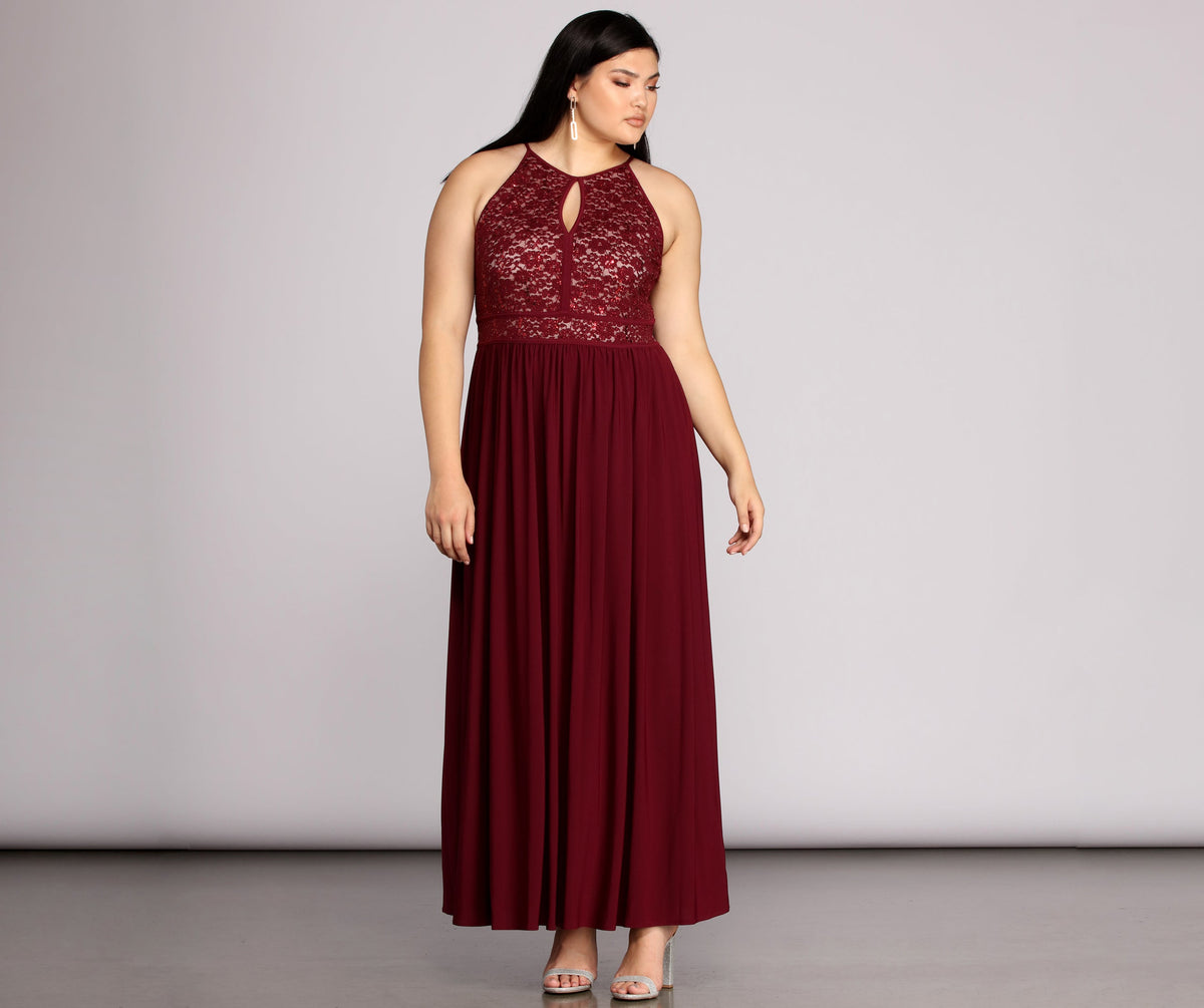 Plus Beth Formal Lace Dress