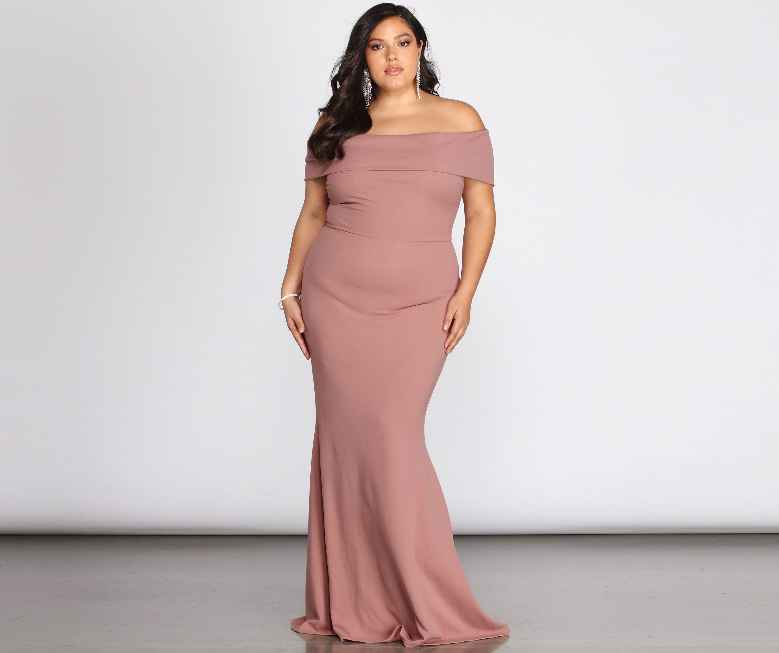 Plus Maddison Sleeveless Mermaid Dress